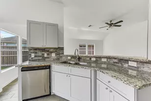 4407 Heritage Trail Dr Dr, Houston, TX 77047 - Photo 9