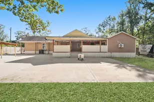 17317 E Greenleaf Ln, Conroe, TX 77306 - Photo 5
