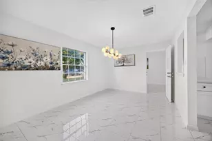12026 Sela Ln, Houston, TX 77072 - Photo 9