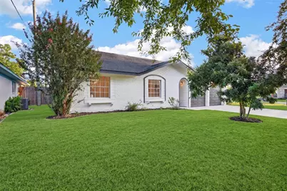 12026 Sela Lane, Houston, TX 77072 - Photo 3