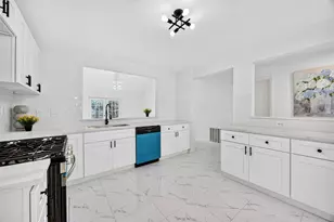 12026 Sela Ln, Houston, TX 77072 - Photo 15