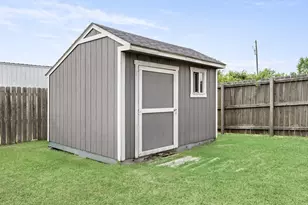7917 Harper Ln, Nederland, TX 77627 - Photo 37