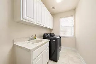 14210 Flower Creek Ln, Houston, TX 77077 - Photo 5