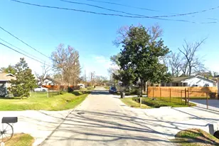 934 Marcolin St, Houston, TX 77088 - Photo 3