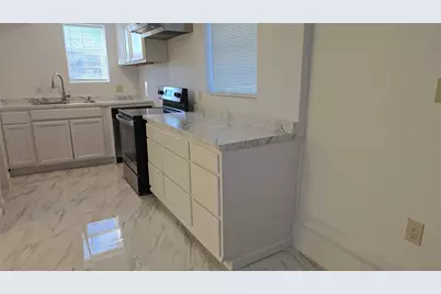 421 Sidney Street #1, Houston, TX 77003 - Photo 5