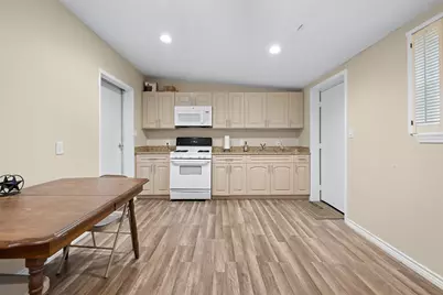 11846 Prairie Hill Drive, Hearne, TX 77859 - Photo 13