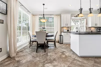 7910 Fall River Court, Sugar Land, TX 77479 - Photo 17