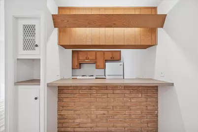 3703 Roseland Street #10, Houston, TX 77006 - Photo 5