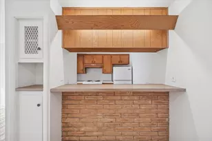 3703 Roseland St, Houston, TX 77006 - Photo 5