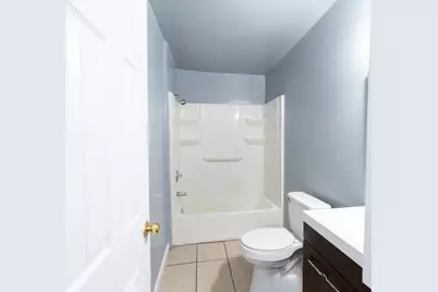 1105 N 11th 1/2 Street N, Texas City, TX 77590 - Photo 11