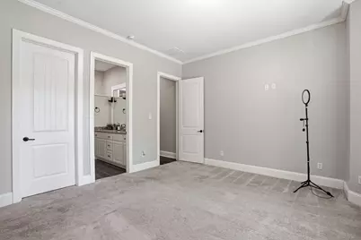 4215 Longhorn Drive, Cleveland, TX 77328 - Photo 5