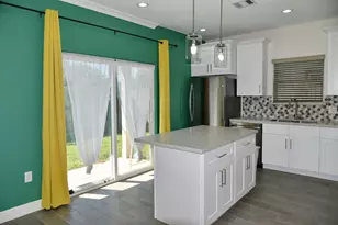 5046 Van Fleet St, Houston, TX 77033 - Photo 11