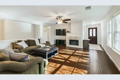 3711 Norwood Glen Lane, Friendswood, TX 77546 - Photo 9