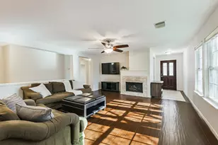 3711 Norwood Glen Ln, Friendswood, TX 77546 - Photo 9