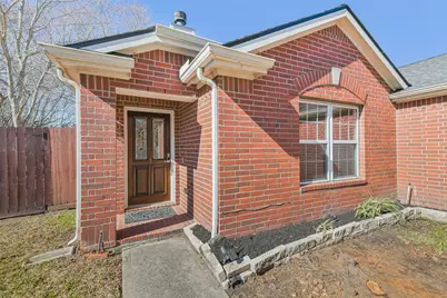 3711 Norwood Glen Lane, Friendswood, TX 77546 - Photo 5