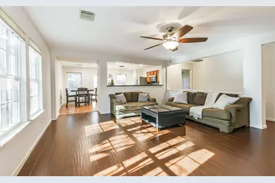 3711 Norwood Glen Lane, Friendswood, TX 77546 - Photo 7