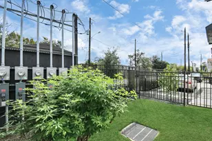 829 N Emile St, Houston, TX 77020 - Photo 31