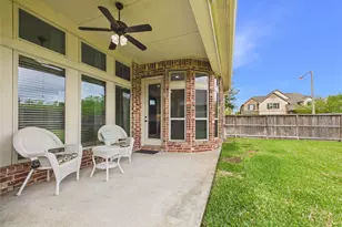 2323 Darden Springs Ln, Friendswood, TX 77546 - Photo 25