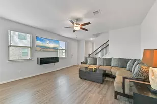 7123 Elgin St, Pearland, TX 77584 - Photo 3