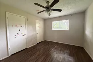 17234 Heritage Bay Dr, Webster, TX 77598 - Photo 15