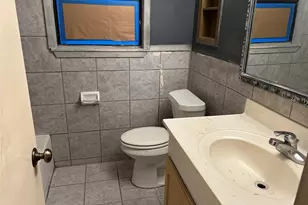 10913 Hoffer St, Houston, TX 77075 - Photo 3