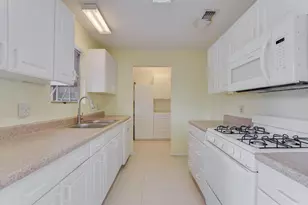 919 Stephan Ln, La Grange, TX 78945 - Photo 5