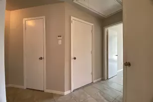 15922 Williwaw Dr, Houston, TX 77083 - Photo 9