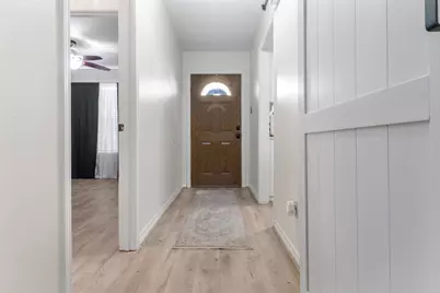 1401 Avenue O #I, Huntsville, TX 77340 - Photo 3