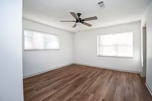 96 Panorama Dr, Conroe, TX 77304 - Photo 15