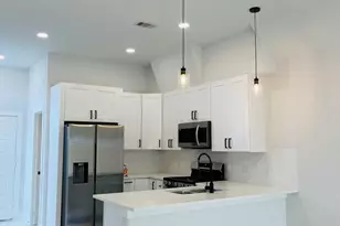8131 St Louis St, Houston, TX 77028 - Photo 9