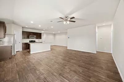 8002 Tamarind Lane, Baytown, TX 77521 - Photo 13