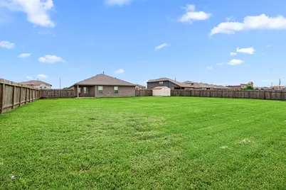 8002 Tamarind Lane, Baytown, TX 77521 - Photo 29