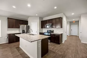 8002 Tamarind Ln, Baytown, TX 77521 - Photo 7