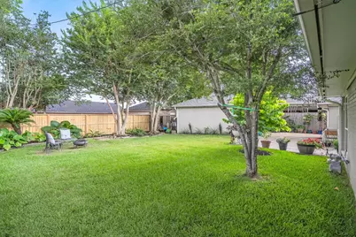 2206 Willowby Drive, Houston, TX 77008 - Photo 39