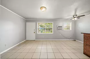 6116 Octavia St, Houston, TX 77026 - Photo 13