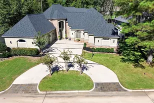 3111 Bentwater Dr, Montgomery, TX 77356 - Photo 1