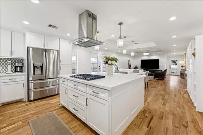 6003 W 43rd Street, Houston, TX 77092 - Photo 1