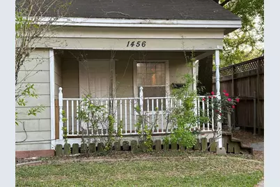 1456 Godwin Street, Houston, TX 77023 - Photo 9