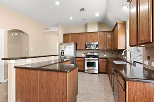 30411 Deleon Fields Dr, Spring, TX 77386 - Photo 9