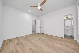 2211 Bevis St, Houston, TX 77008 - Photo 7