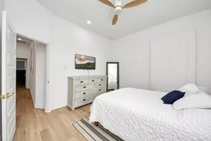 2211 Bevis St, Houston, TX 77008 - Photo 33
