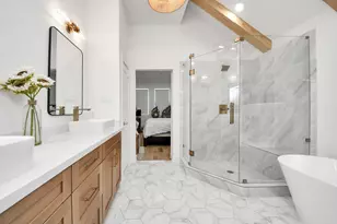 2211 Bevis St, Houston, TX 77008 - Photo 27