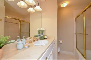 1573 W Sam Houston Pkwy S, Houston, TX 77042 - Photo 11