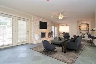 1573 W Sam Houston Pkwy S, Houston, TX 77042 - Photo 3