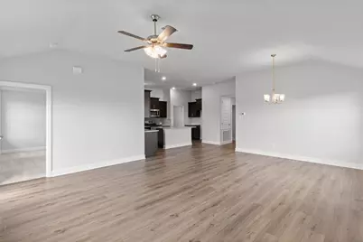 2031 Emerald Lake Trail, Dayton, TX 77525 - Photo 13