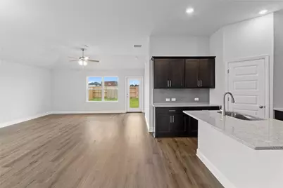 2031 Emerald Lake Trail, Dayton, TX 77525 - Photo 9