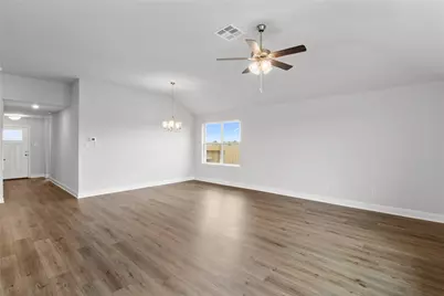 2031 Emerald Lake Trail, Dayton, TX 77525 - Photo 11