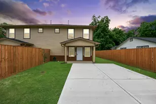 2430 Dolly Wright St, Houston, TX 77088 - Photo 3