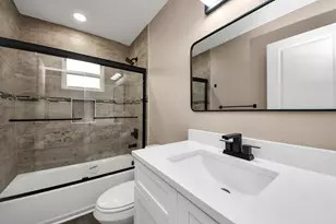 2430 Dolly Wright St, Houston, TX 77088 - Photo 37