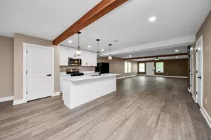 2430 Dolly Wright St, Houston, TX 77088 - Photo 19